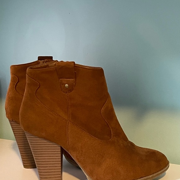 Brown High Heels - Picture 3 of 8